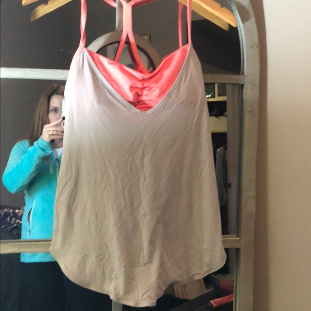 Size 6 lululemon yoga too with bra sewn in